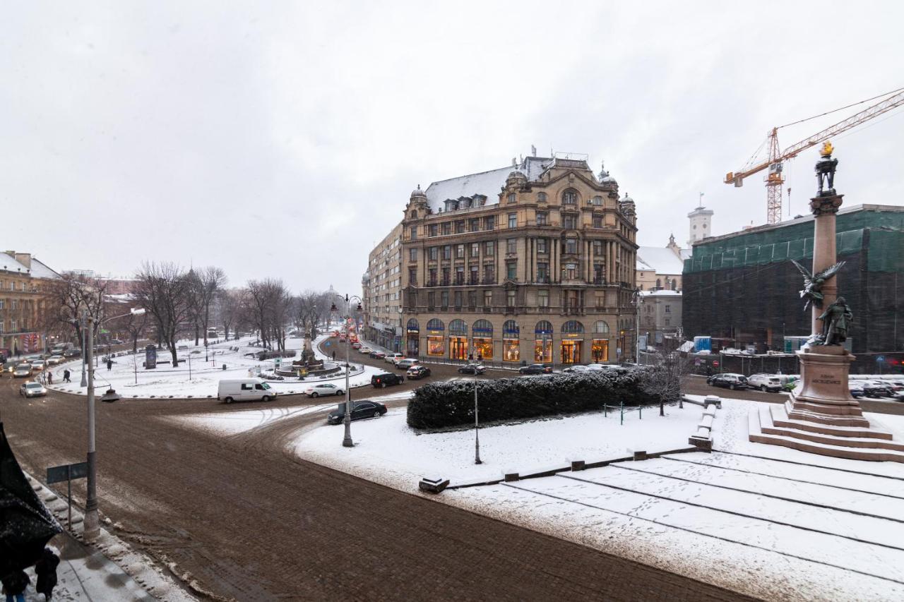 Romari Площа Міцкевича Lviv Exterior foto